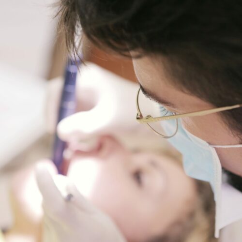 Dentysta – czy masz powody, by obawiać się wizyty?