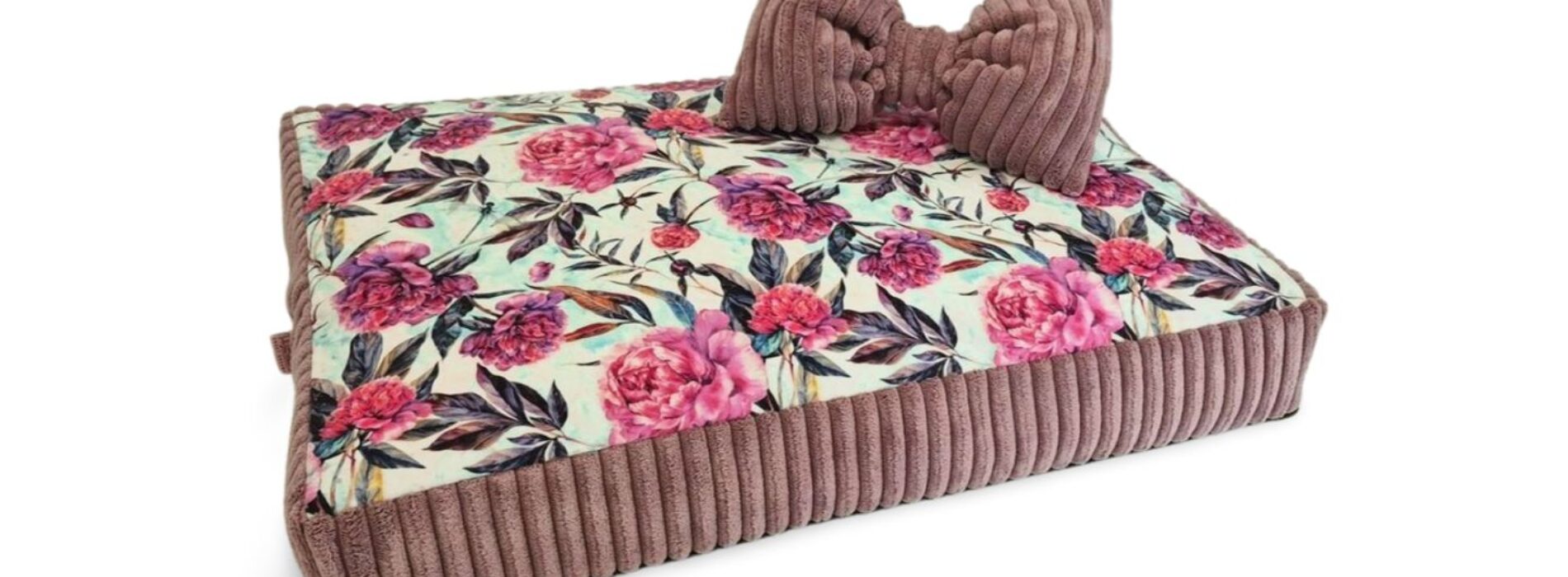 Legowisko jako miejsce wypoczynku i terapii dla starszego psa